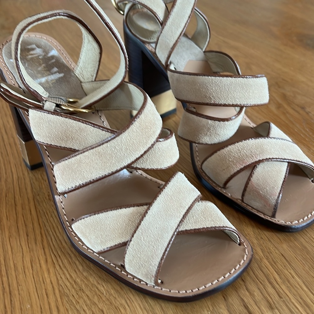 Michael Kors Natural Suede Sz 11 Women’s Block Heel Strappy Sandal Square Toe - Picture 2 of 15
